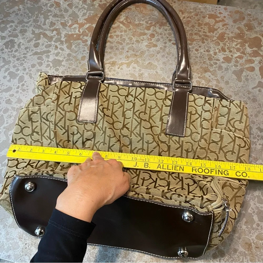 Calvin Klein Tote Bag Woman’s Purse multi Pockets Side pocket Shoulder Bag zip - Picture 14 of 16